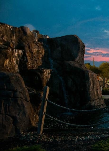 Adventure Cove waterfall feature